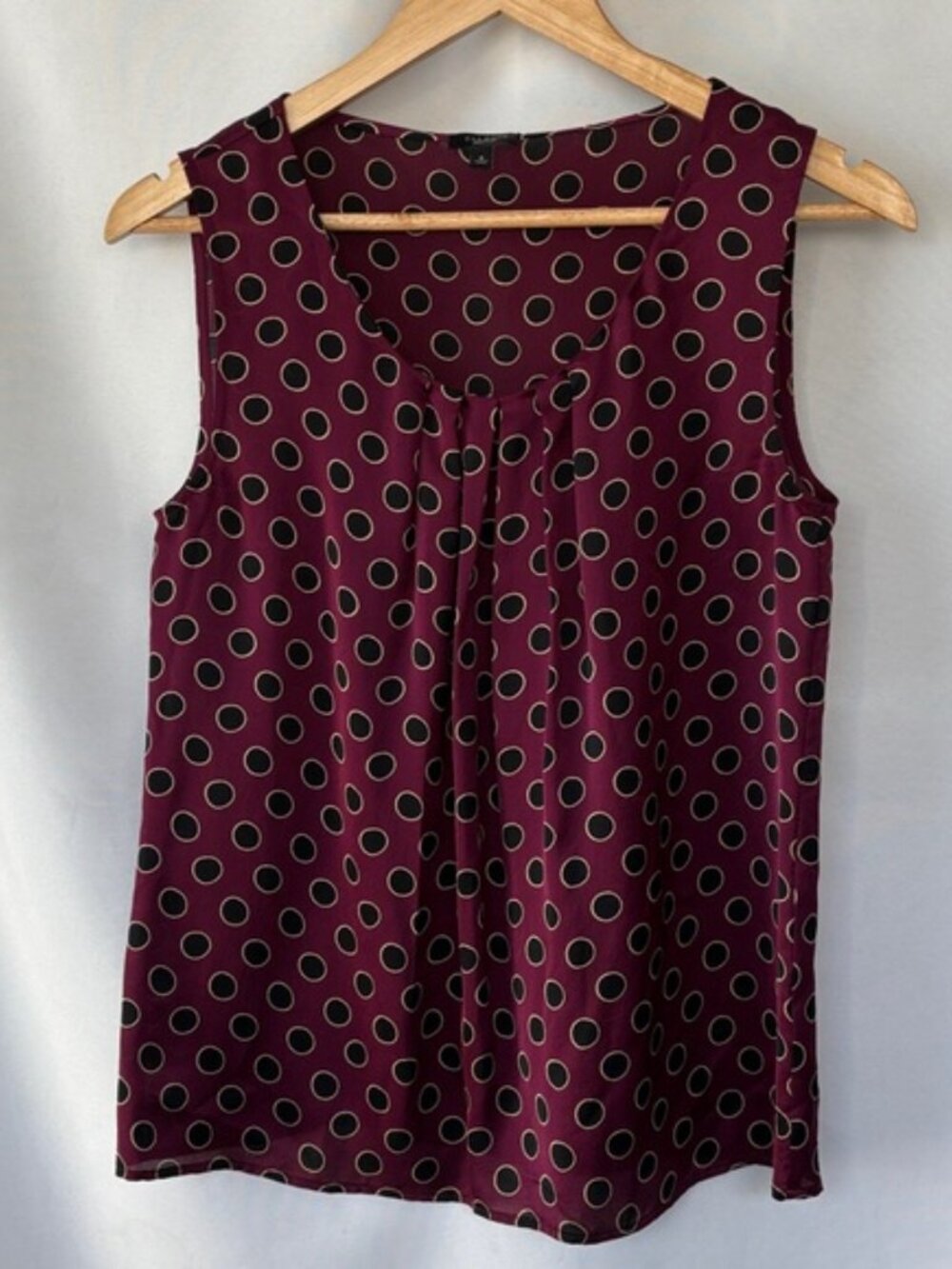 Talbots Women's Sleeveless Tank Top Size 6 100% Silk Polka Dot Career Chic - Picture 2 of 7